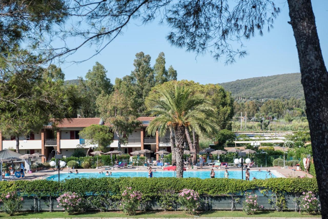 Golfo Del Sole Hotel & Holiday Resort Follonica Exterior foto